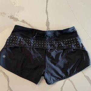 lululemon Speed Up 2.5” Black Women's Running Short Size 6